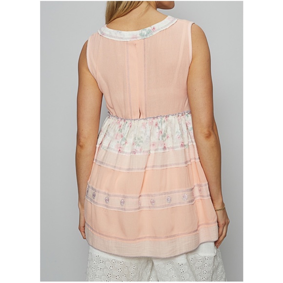 POL Floral Embroidered V neck Reverse Stitch Sleeveless Flowy Tank Top - Picture 7 of 7